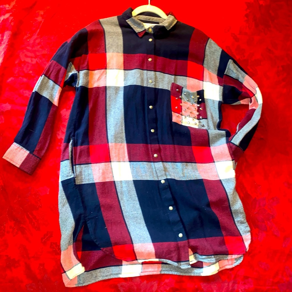Zara plaid button down top with pockets size large